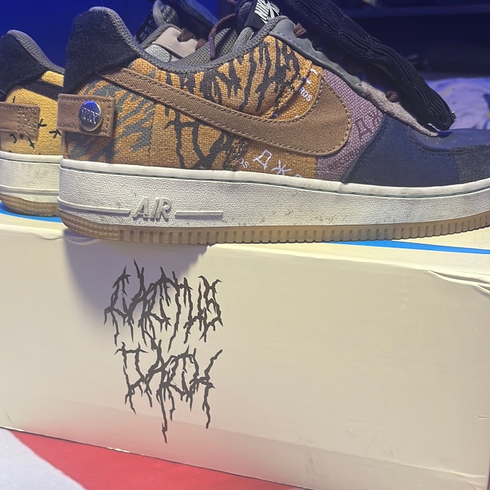 Nike Travis Scott “cactus jack” Air Force one